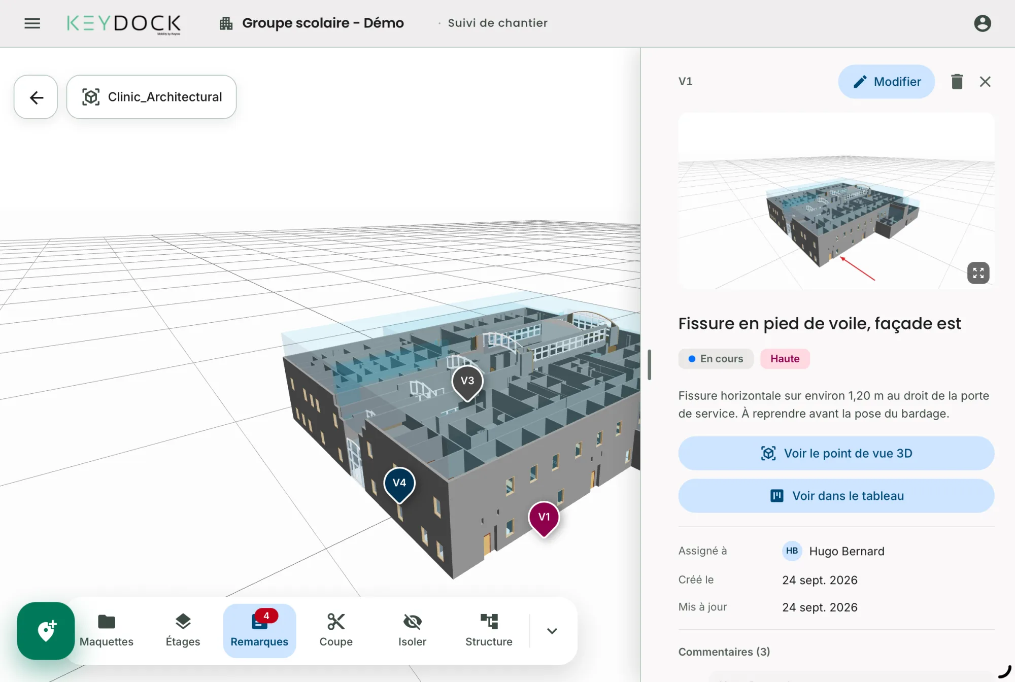 A site issue opened from its pin: annotated capture of the model, priority, description and assignee beside the 3D view.